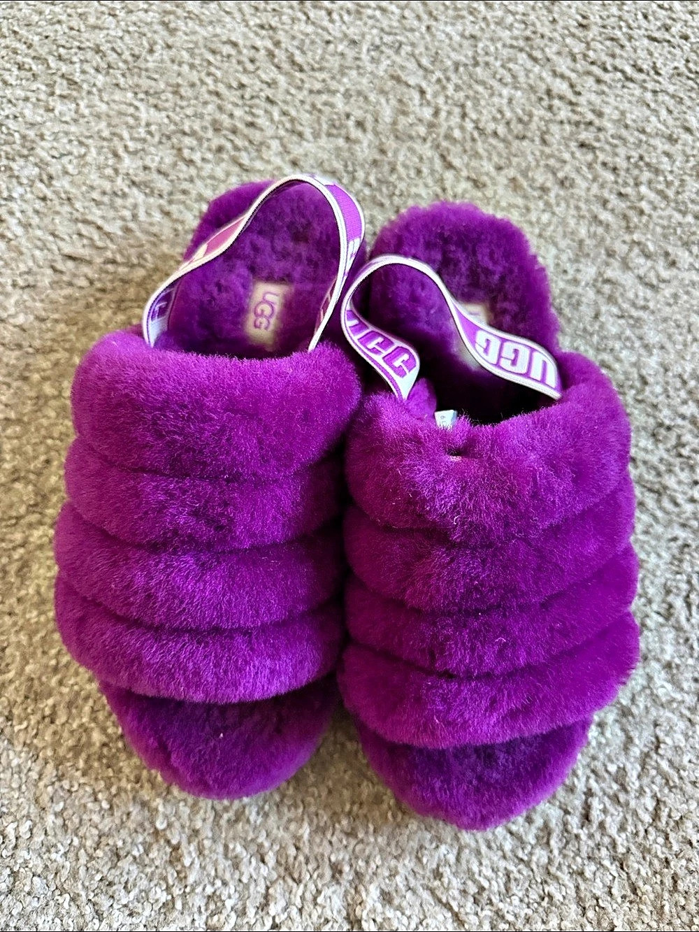 UGG Fluff Yeah Slide Purple Slippers US 6 Like New